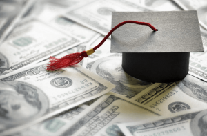 Préstamos para Estudiantes - Conoce su Utilidad y cómo Solicitarlos
