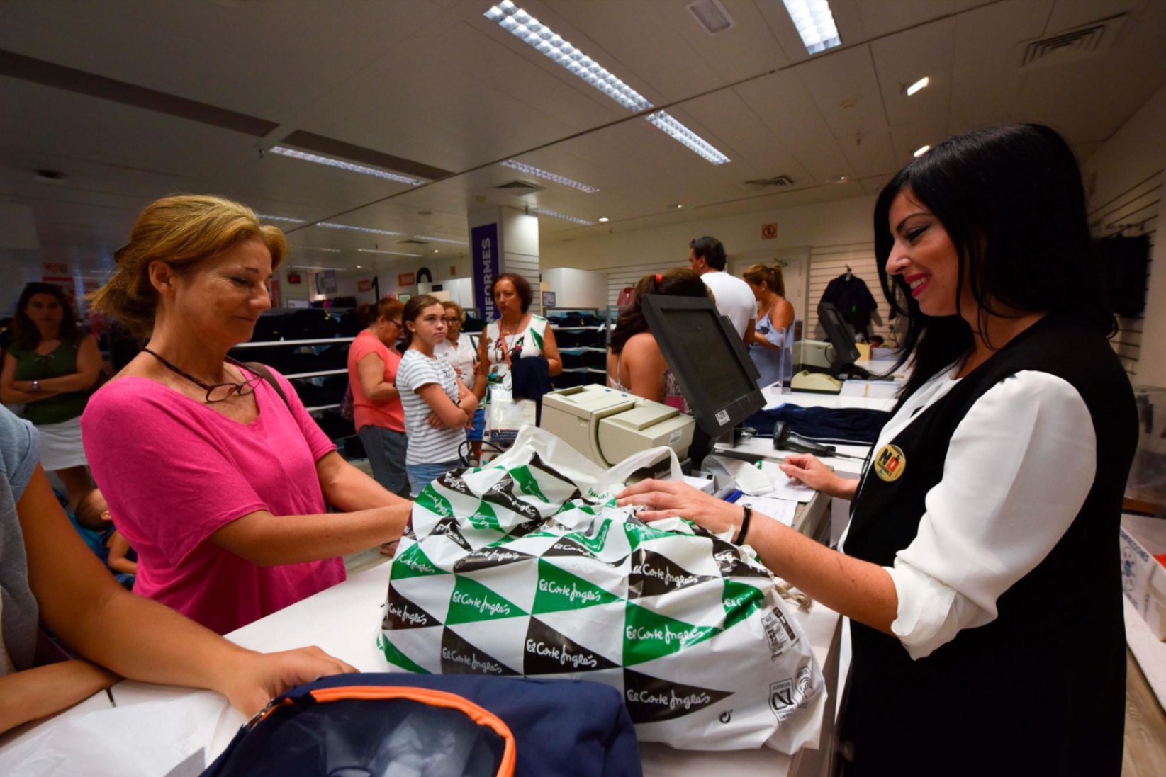 Tarjeta de Crédito El Corte - Descubre los Beneficios y Cómo Aplicar